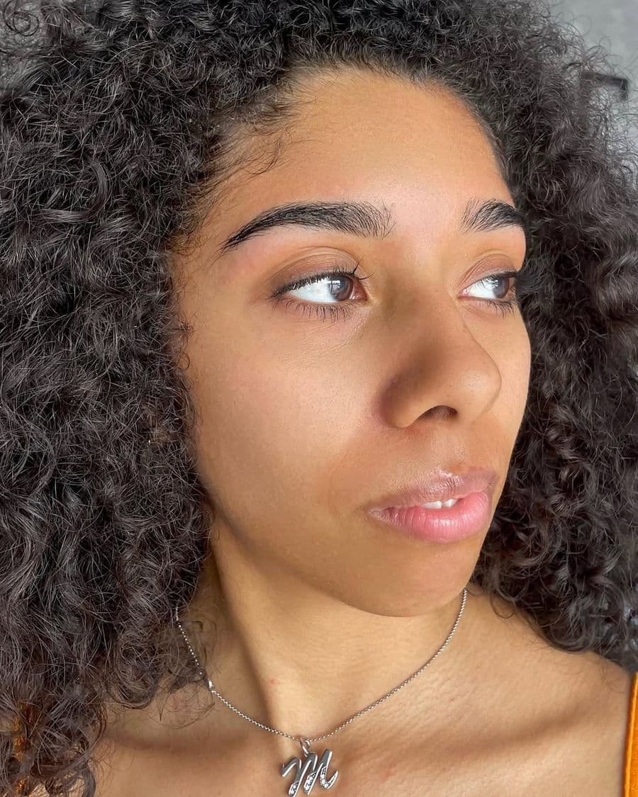 Megan Alonso — Brow Wax